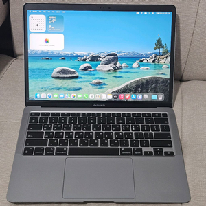 맥북에어13 M1 램16GB 싸게 팝니다.