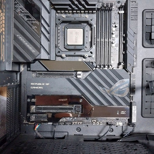 asus x570 Extreme -> 2080ti 쿠단