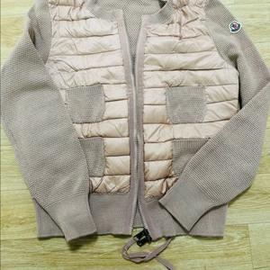 몽클레어 여성 패딩가디건 L 판매합니다