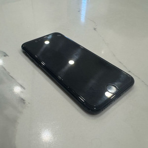 아이폰7 제트블랙 128gb A급