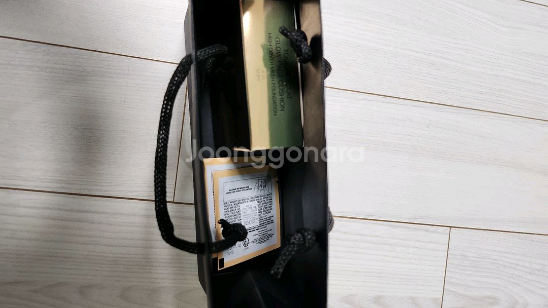 입생로랑 뚜쉬 에끌라 글로우 쿠션 정품 택포가--7