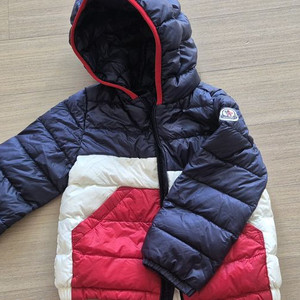 몽클레어 경랑 패딩키즈아기