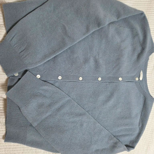 베뉴엣 폰즈가디건