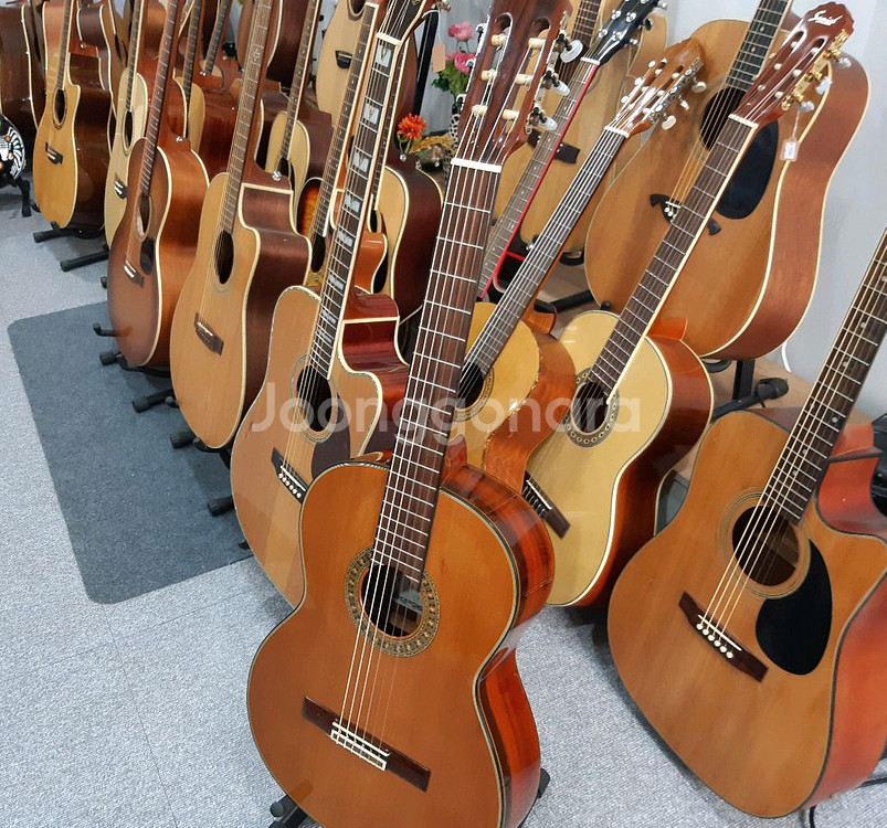 성원 클래식 수제 기타 30호--1