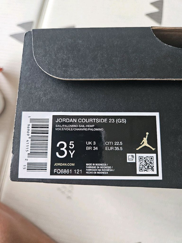 조던 코트사이드 23 GS 농구화입니다 225사이즈 이미지