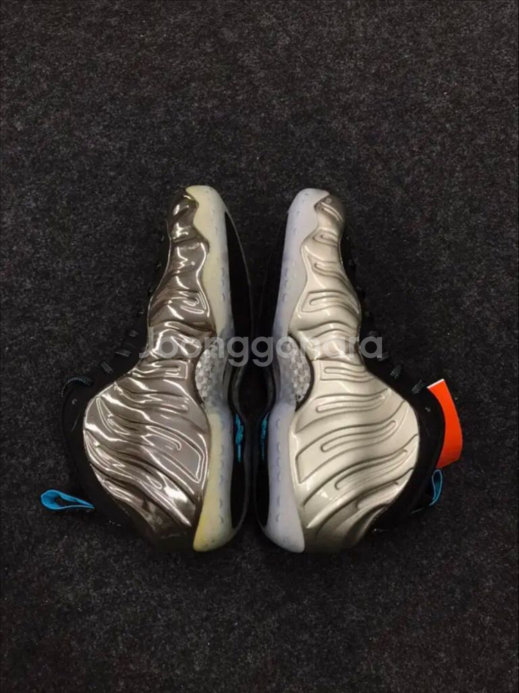 255 나이키 에어 폼포짓 원 크롬포짓--2