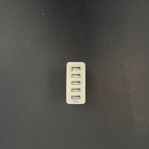 와사비망고 40W USB 충전기