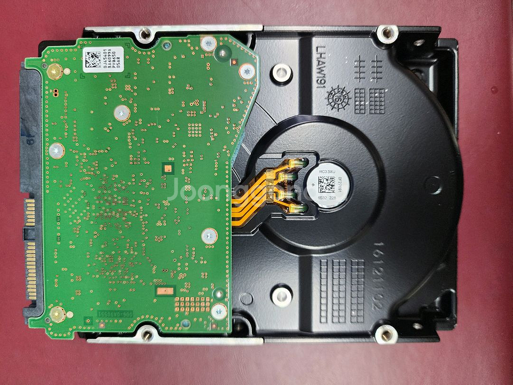 SAS HDD 8TB 15만원에 팝니다--1