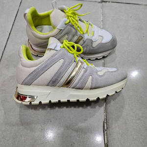 DKNY키높이운동화(235~240)