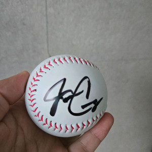 두산베어스 케이브 싸인볼