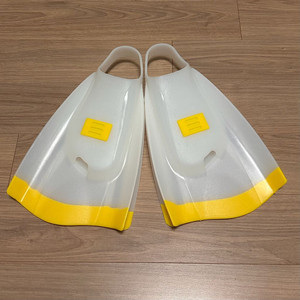 DMC 엘리트 캔디 숏핀 오리발 노란색 S