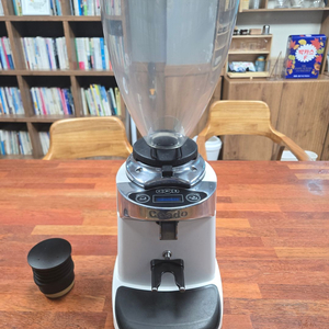 체아도 Ceado E37s 전자동커피 그라인더 블로호퍼