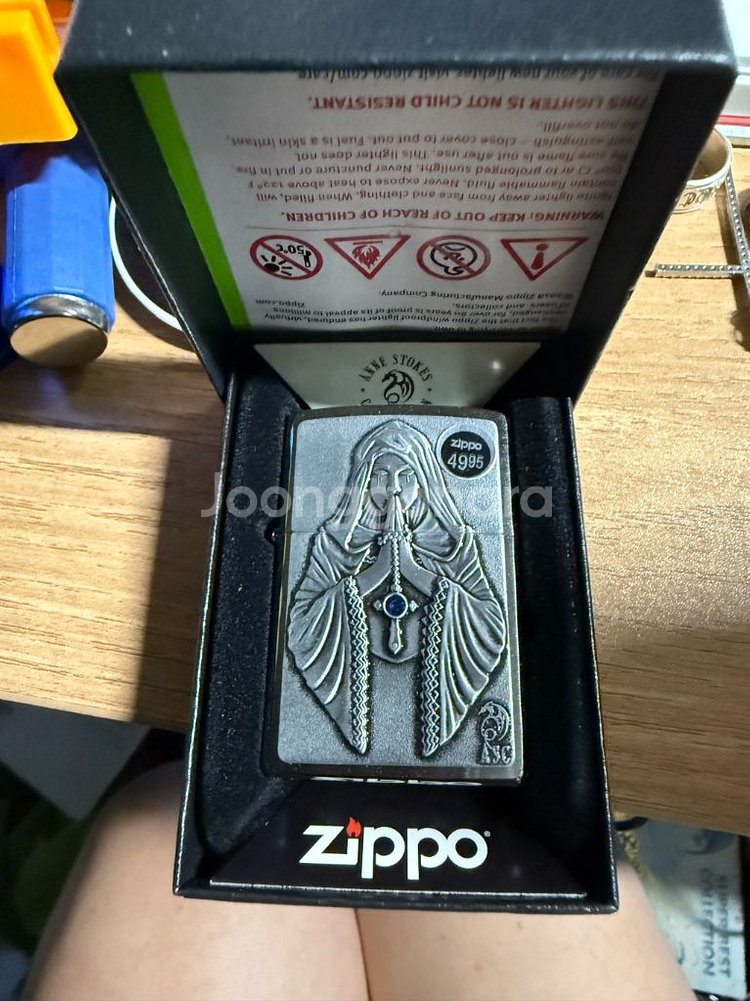 [새상품] zippo 기도하는 소녀상 라이터--0