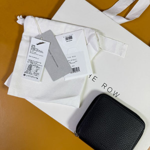 더로우 지퍼 반지갑 2025FW (블랙)