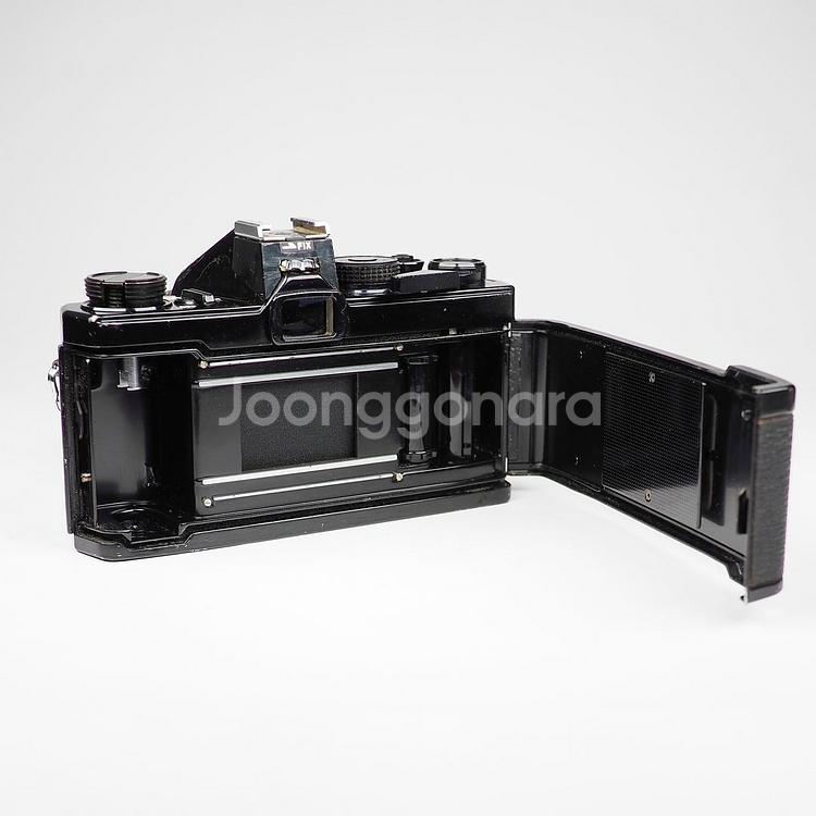 올림푸스 OM-1 블랙 + 50mm F1.4--5