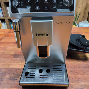 드롱기 어쎈틱카 Delonghi Autentica