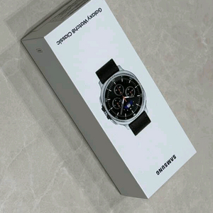 갤럭시워치8 클래식 46mm 블랙 미개봉 새제품 팝니다