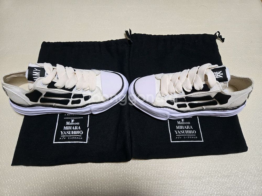 미하라 아미리 콜라보 스니커즈 270--3