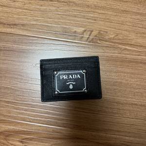 프라다 카드지갑 새상품