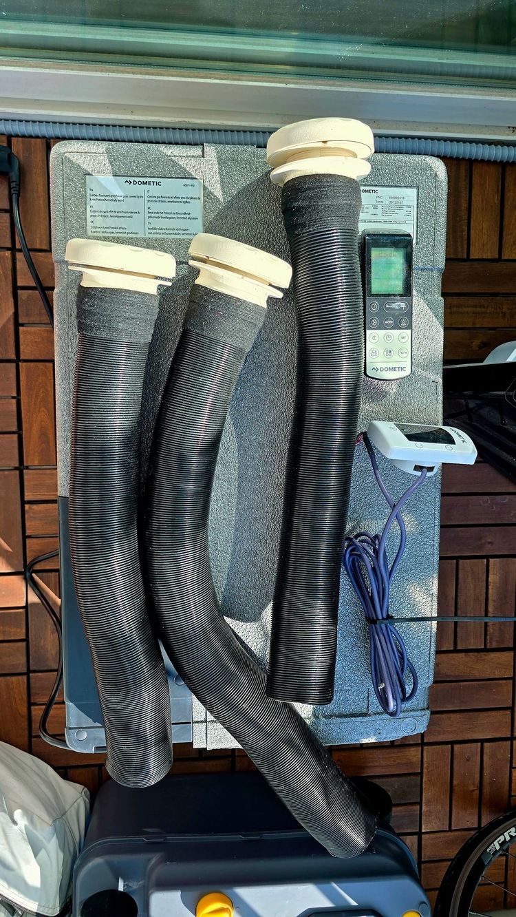 도메틱 FW2500C 언더베드 에어컨 이미지