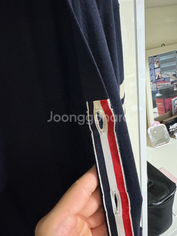 톰브라운 가디건 3사이즈 네이비--6