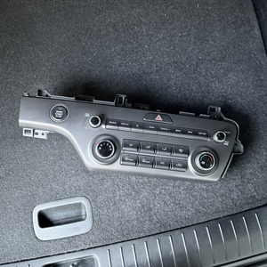 스포티지 QL 2016 수동공조기컨트롤 어셈블리 이미지