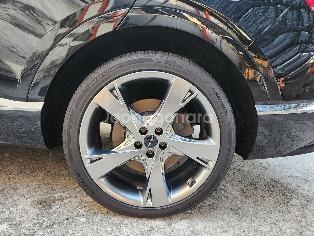 20년 9월식 GV80 3.5T 4륜 5인승 풀옵션--1