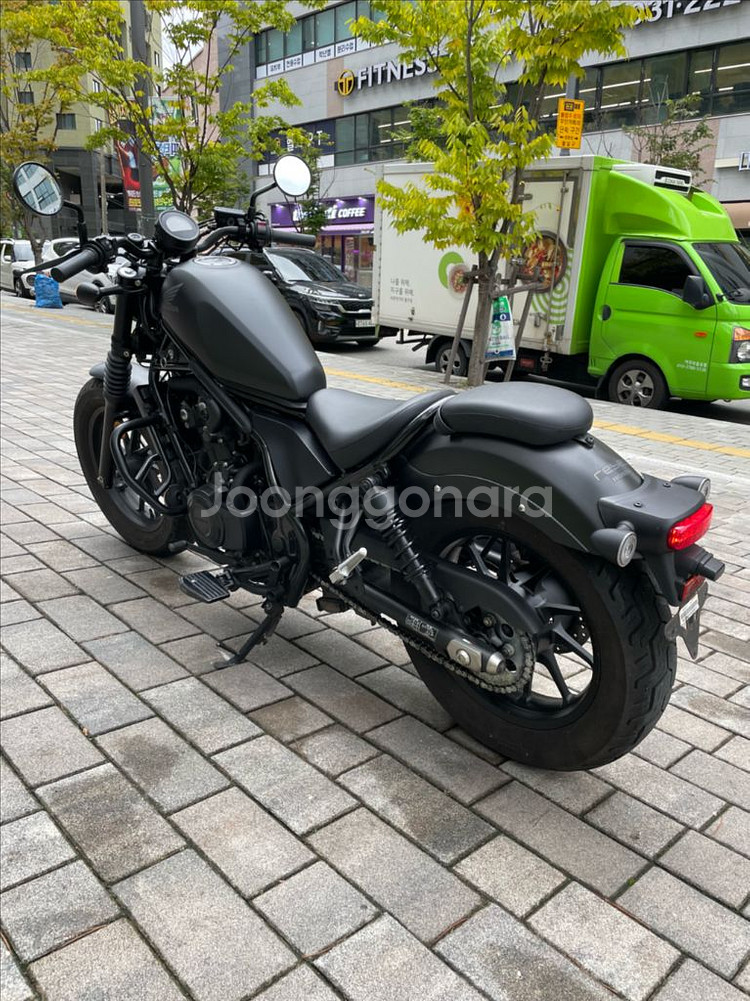 레블500 팝니다 600만원--5