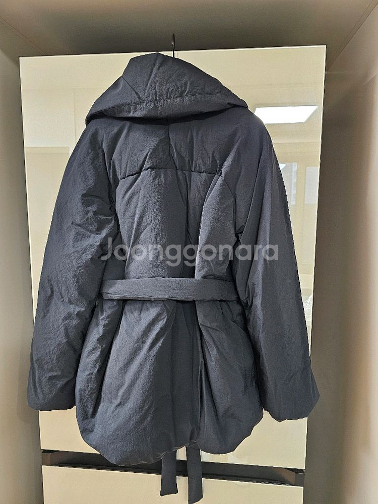 메비(메르시비앙) 시티 하프 패딩 블루뉘--10