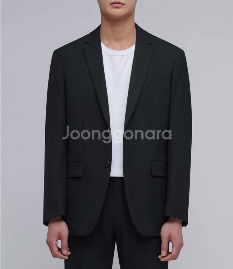 무신사스탠다드 베이식 울 블레이저--0
