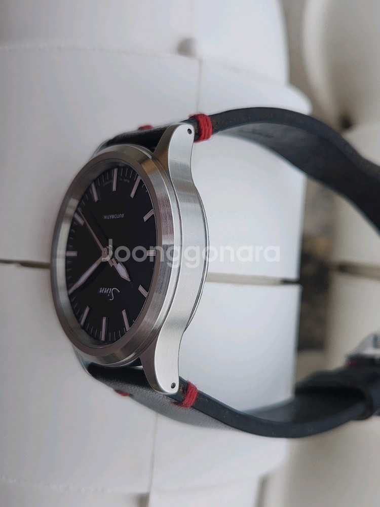 sinn 556i Mother of Pearl--7