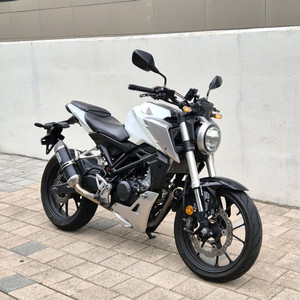 2018 혼다 CB125R 에로우 구변 판매합니다.