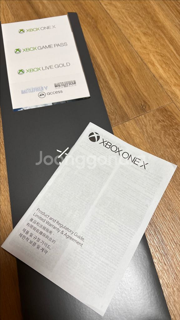 XBOX ONE X 골드 한정판--4