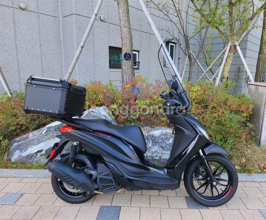 2020년식 피아지오 메들리125 스쿠터 판매합니다.--1