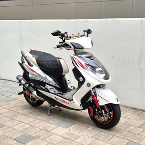 2010 야마하 시그너스X FI 풀튜닝 판매합니다.