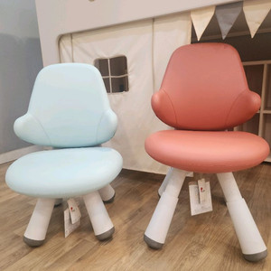 일룸 윙키즈 의자 2개