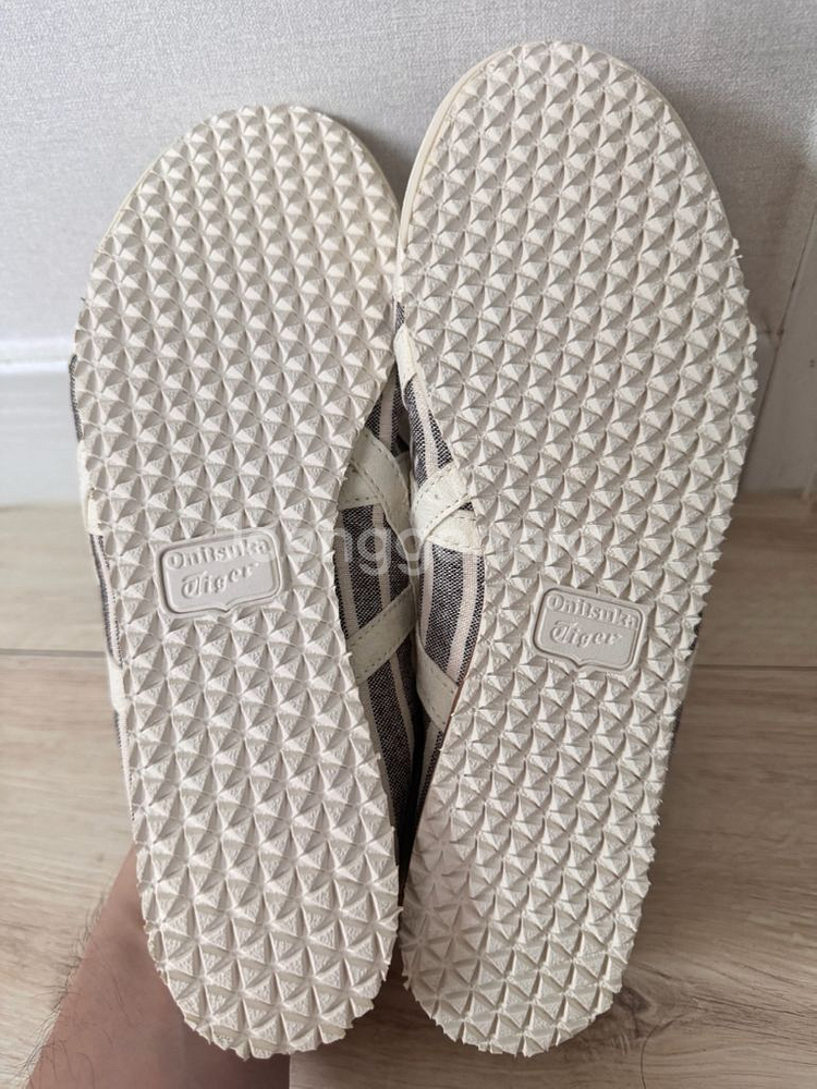 오니츠카타이거 멕시코 66 스트라이프 240 새상품--2