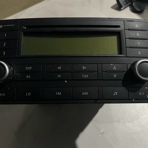 폭스바겐 투아렉 순정오디오
