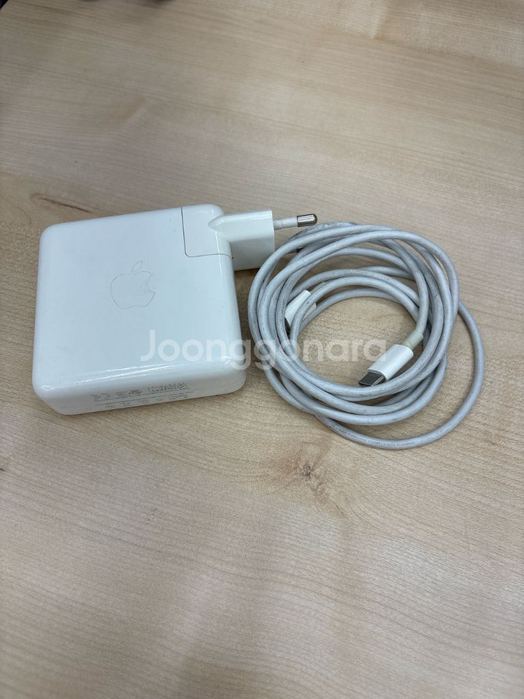 맥북 프로 15인치 2019년형 (영문자판)--4