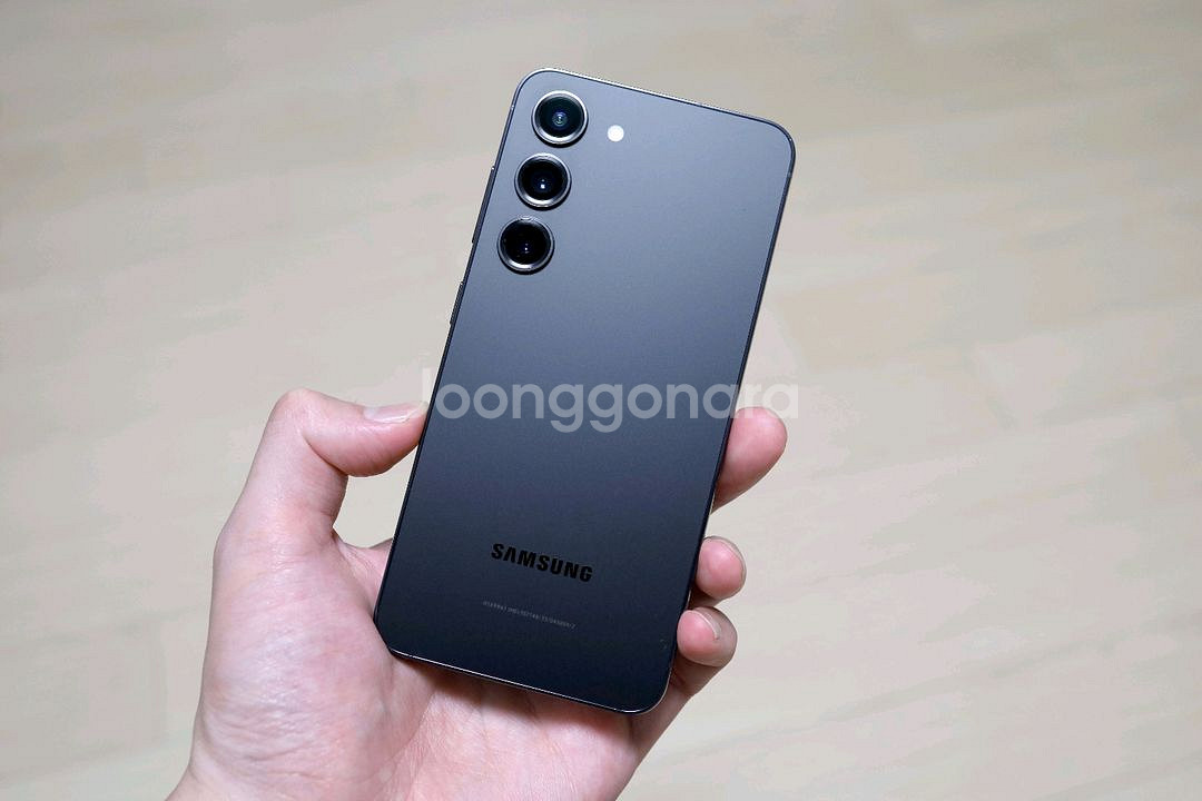 갤럭시S23 512gb 블랙 자급제 s급 판매(개인)--0