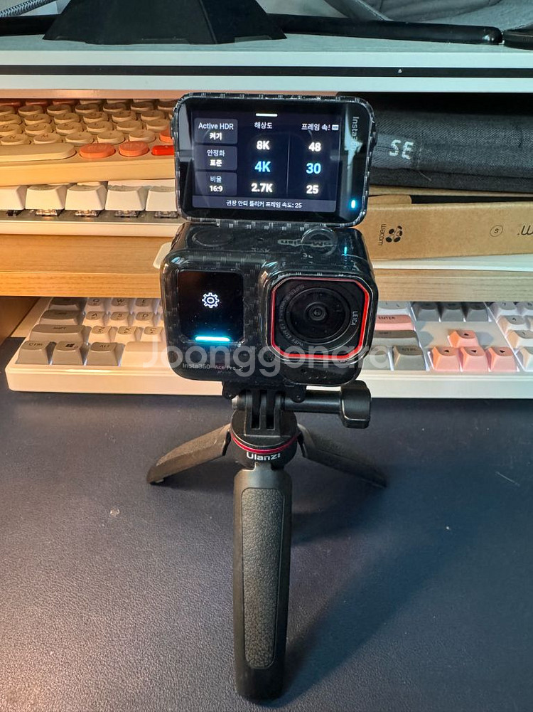 인스타360 에이스프로2 | 알찬 구성품--0