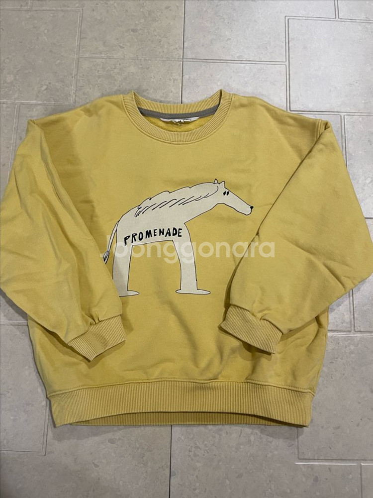 리미떼두두 맨투맨 티셔츠 m--0