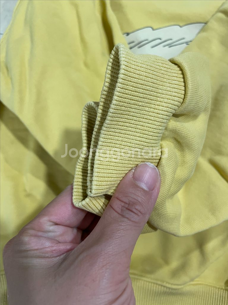 리미떼두두 맨투맨 티셔츠 m--2