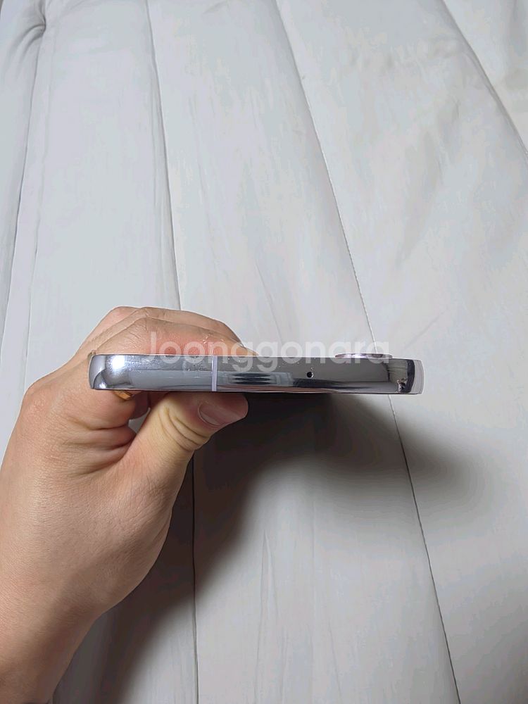 자급제 s23 플러스 512g 뒷판깨짐--5