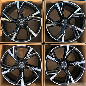 아우디 RS7 신형 19인치 신품 휠 판매.