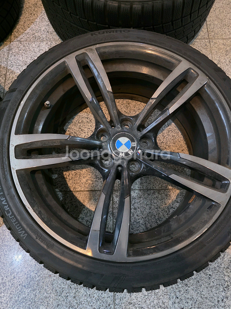 BMW M3 휠 및 스노우타이어--1