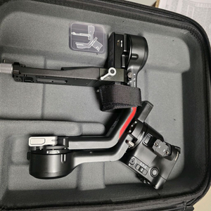 DJI RS4 combo 짐벌