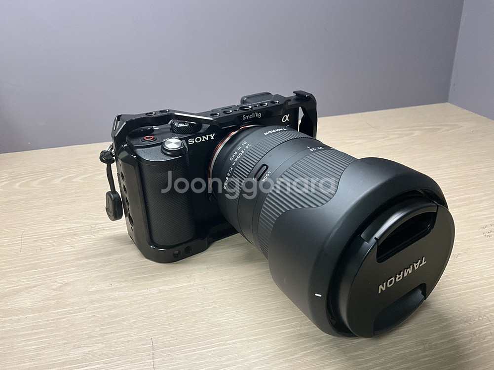 소니 A7C (3000컷 초반)+ 탐론 28-200--0