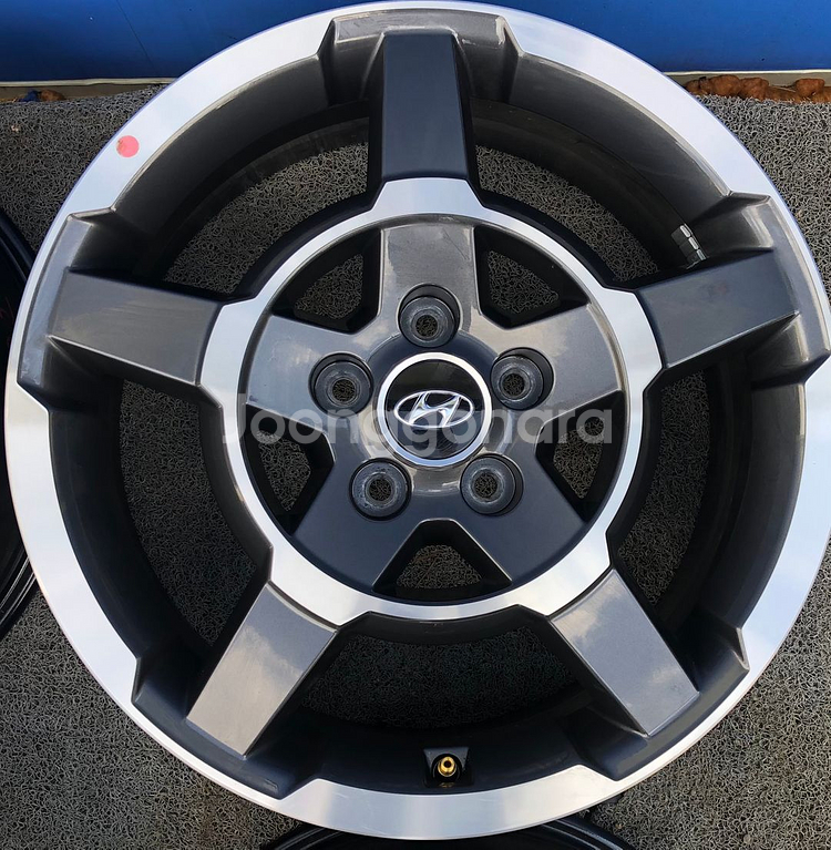 팰리세이드 18인치 임판 휠 판매.--3