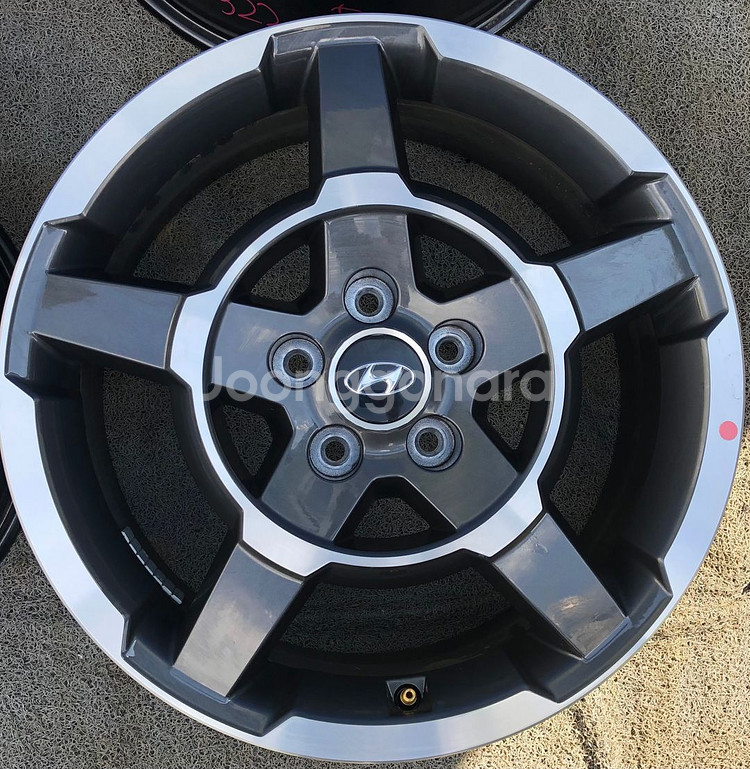 팰리세이드 18인치 임판 휠 판매.--2